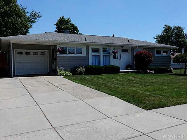 1st image of 2419 Parker Blvd