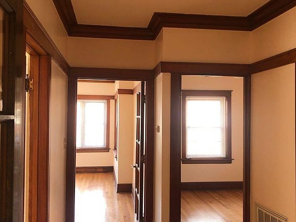 3rd image of 4023 W Wellington Ave #2F