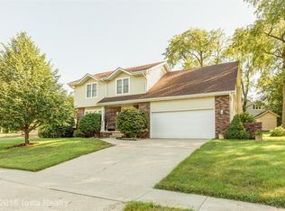 3509 Maple St, West Des Moines, IA 50265
