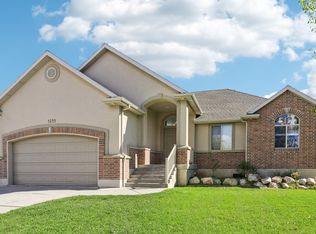 1699 W 2115 S, Syracuse, UT 84075