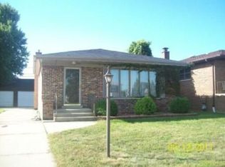 1119 Memorial Dr, Calumet City, IL