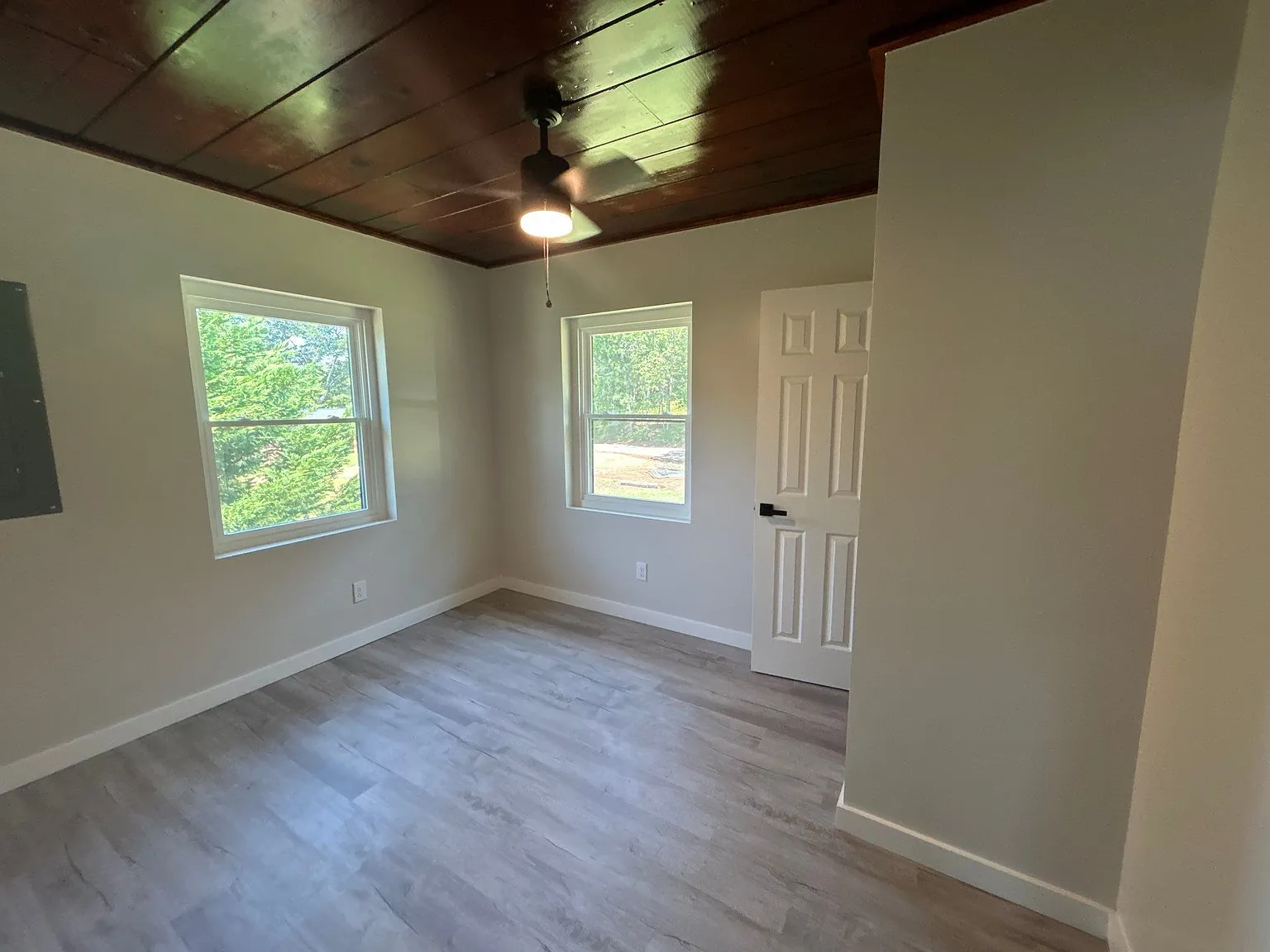 2 bed, 1.0 bath, 1000 sqft, $1,000 — Photo 3
