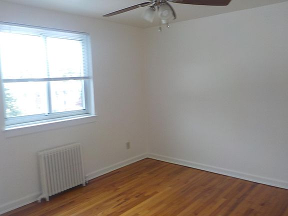 3rd image of 26432 Langston Ave Floor 2