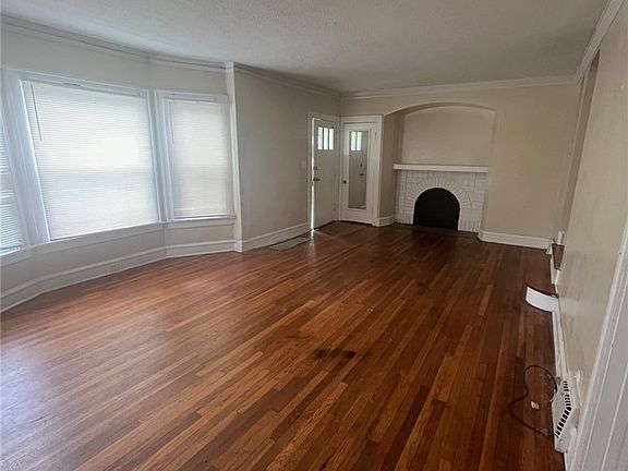 4th image of 3286 Yorkshire Rd