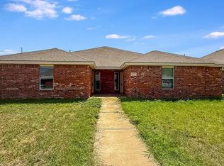 912 N Bangor Ave, Lubbock, TX 79416