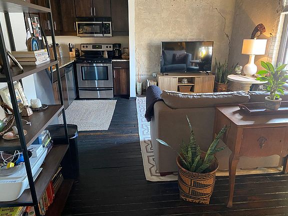 5th image of 110 S 15th St #406