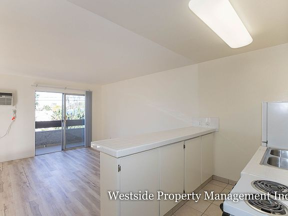 2nd image of 5751 Camellia Ave APT 210