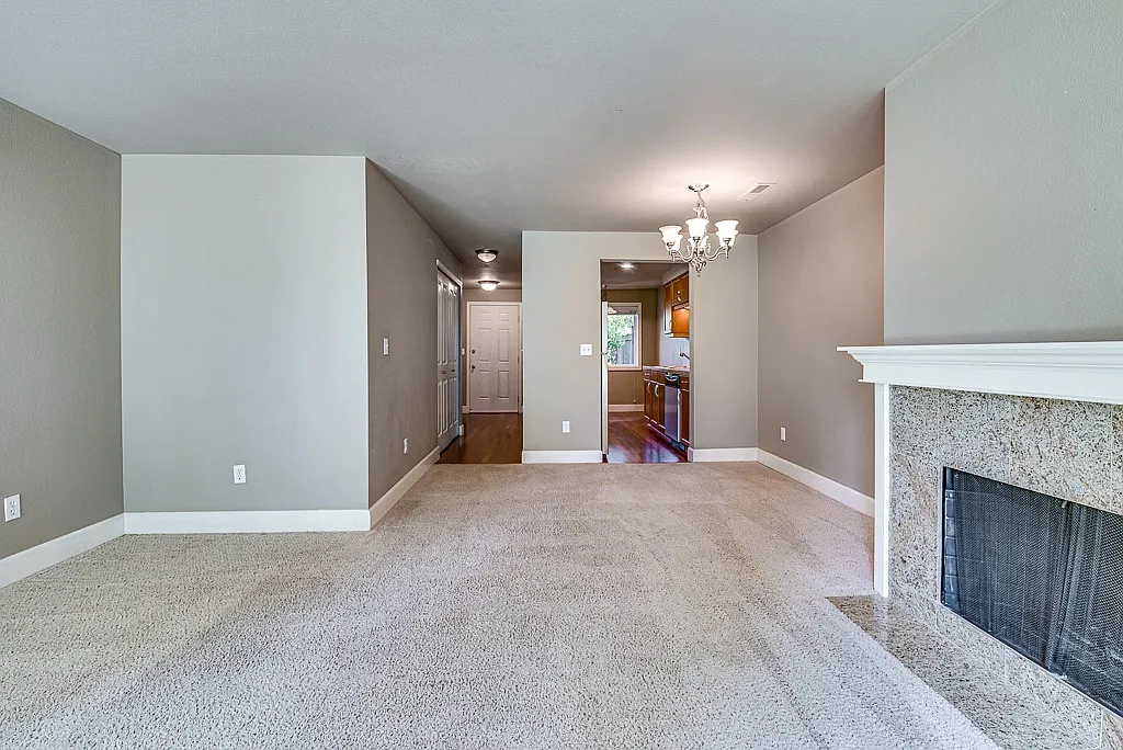 Village at The Pointe Apartments — Photo 2
