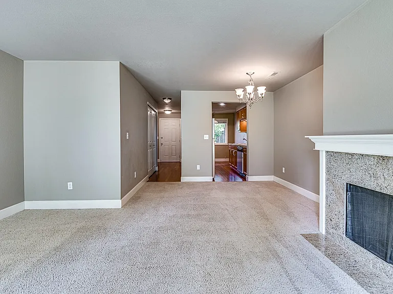 Village at The Pointe Apartments — Photo 2