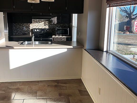 4th image of 319 N Joanna