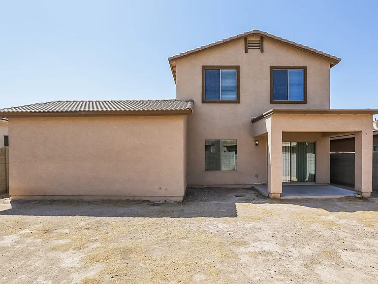 7907 S 50th Ln — Photo 17