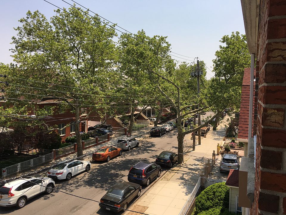 2nd image of 2632 E 21st St APT 1C