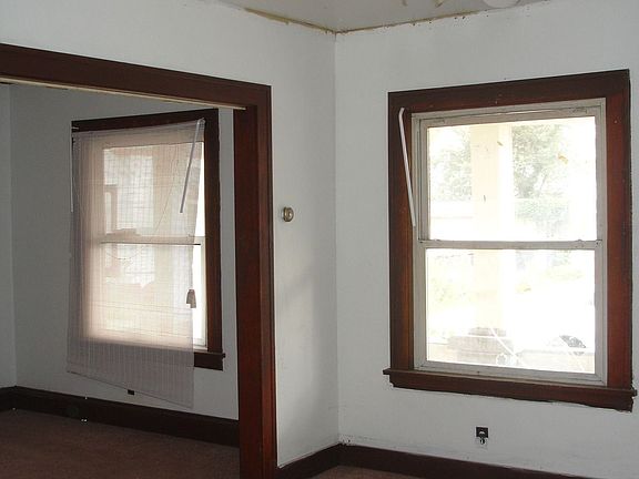 3rd image of 6515 Philetus Ave