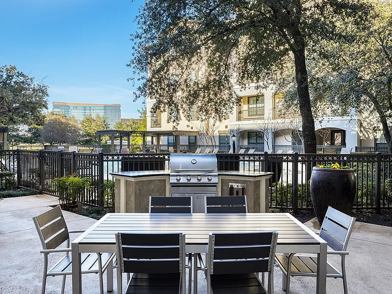 Monterra Las Colinas Apartments — Photo 22