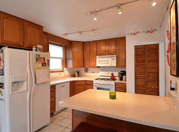 3rd image of 5300 Arbor Ln