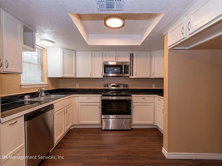 12834 Timothy Dr — Photo 5