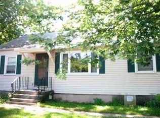 5 Mack Dr, Albany, NY 12205