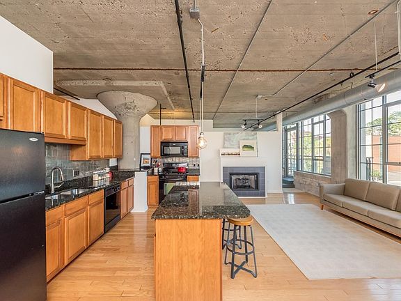 5th image of 315 2nd St APT 311