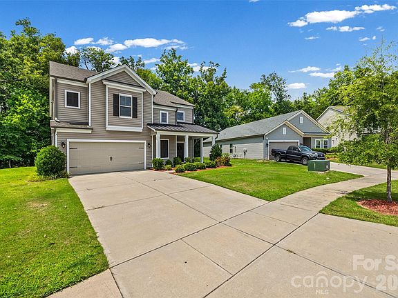 2nd image of 4523 Collingham Dr