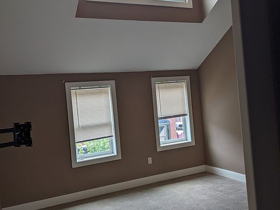 4th image of 254 North St