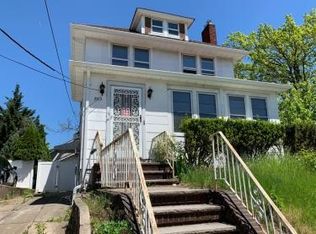 803 Elm Ave, Ridgefield, NJ 07657