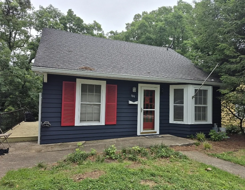 Hillcrest St, Hot Springs — Photo 1