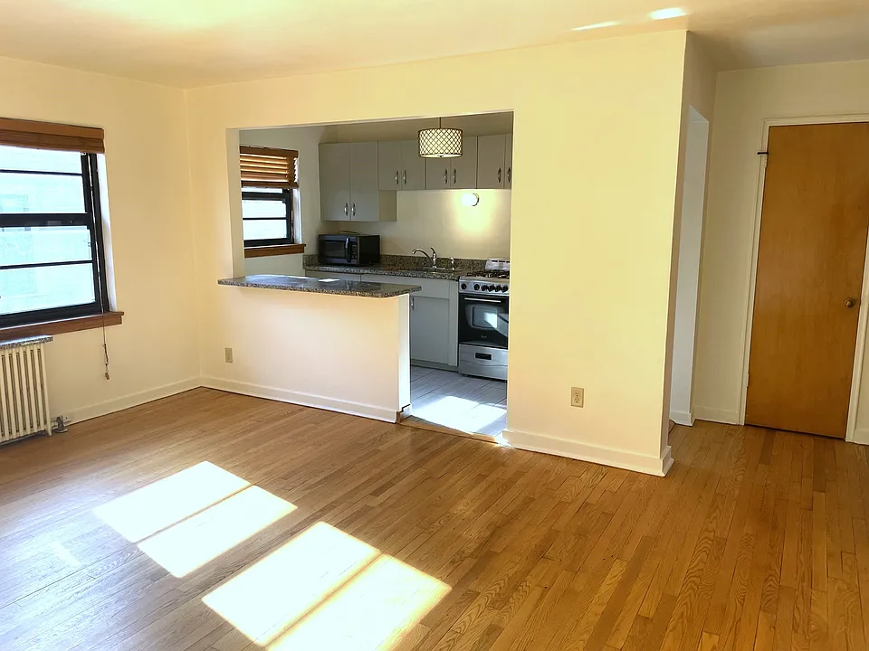 Virginia Apartments