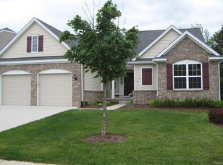 2970 W Amberly Blvd, Howell, MI 48843