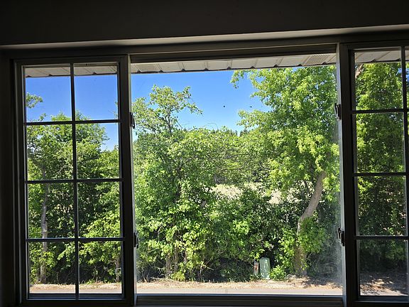 5th image of 1020 Riverbend Dr APT 212