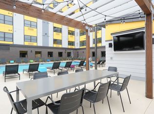 Spectrum Apartments & Townhomes, Minneapolis, MN 55414
