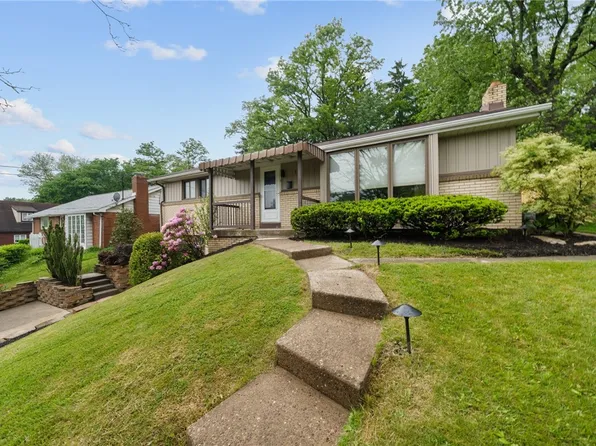 14 Barton Dr, Pittsburgh, PA 15221