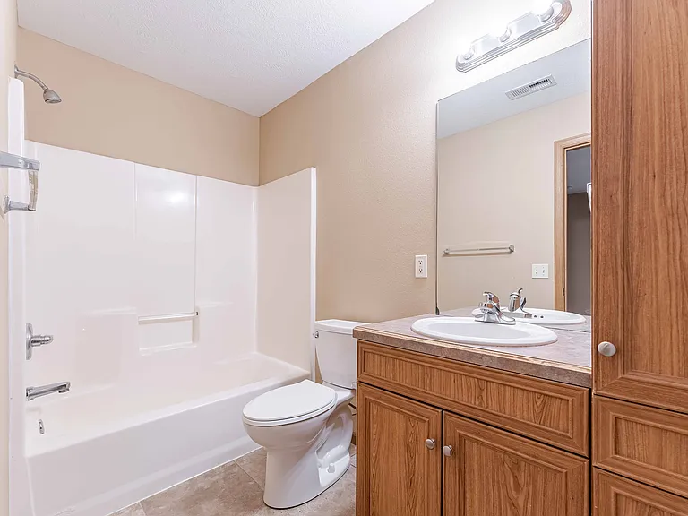 Oakwood Heights Townhomes — Photo 130