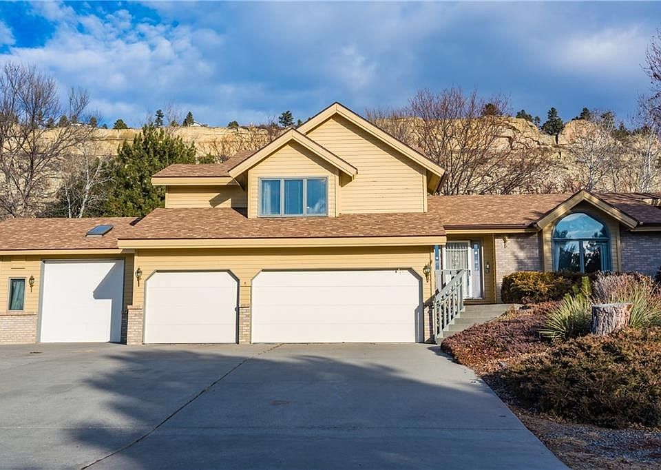 1st image of 4527 Toyon Dr