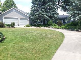 1854 Harwood Dr, Oxford, MI 48371