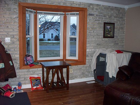 3rd image of 3344 Lake Dr