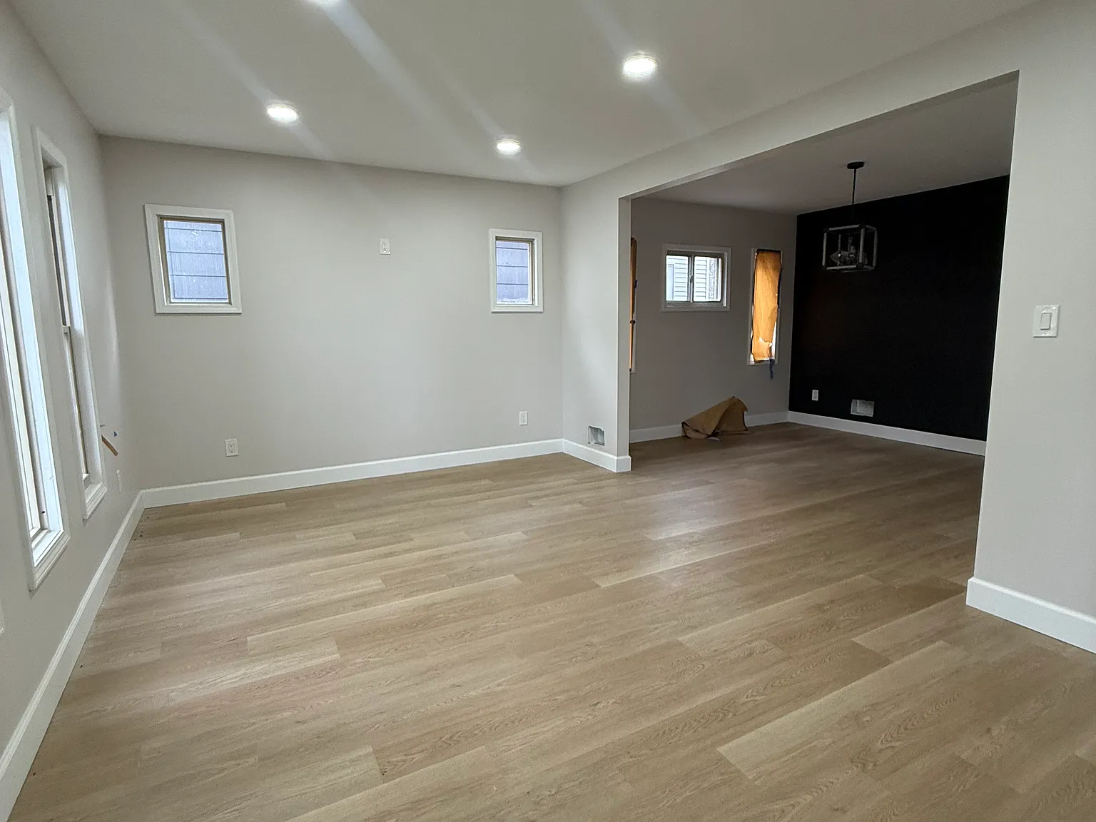 16931 Prairie St — Photo 4