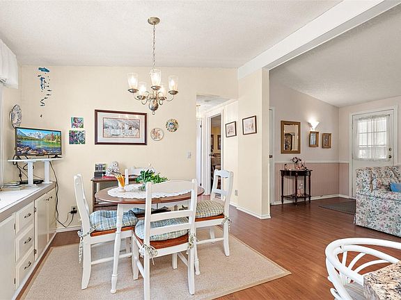 3rd image of 7701 Central Saanich Rd #111