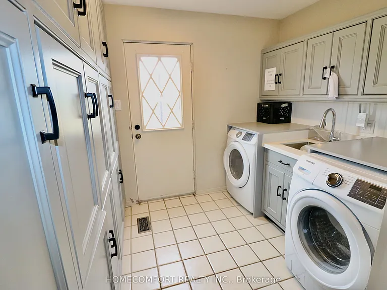 12 Banbury Ct — Photo 13
