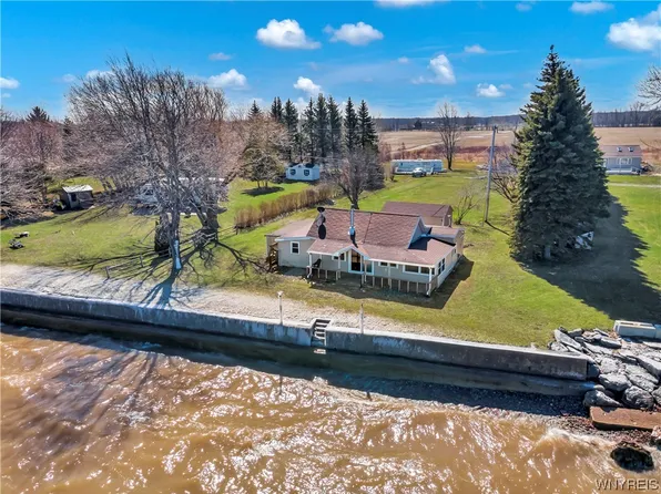 11543 Kelley Ln #6, Lyndonville, NY 14098