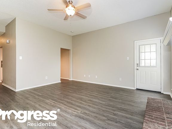 4th image of 1109 Parkhill Ave