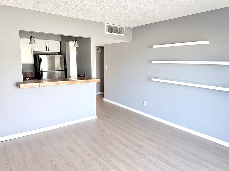 Dinning room/Family room