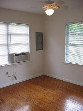 4th image of 303 Texas Ave