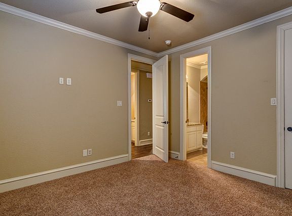 4th image of 6905 David Ln
