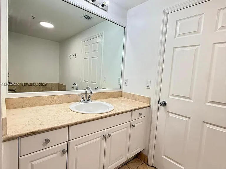 357 Almeria Ave #802 — Photo 17