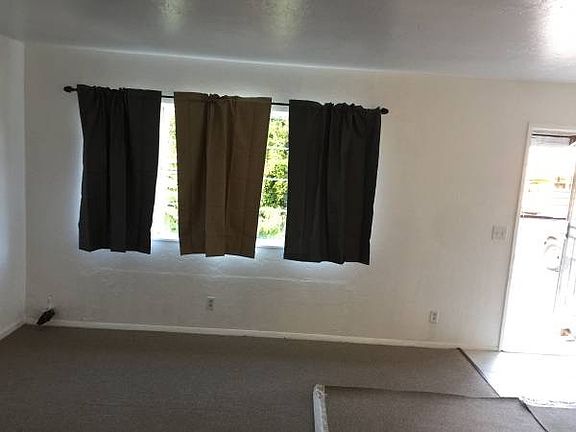 3rd image of 1587 Crucero Dr