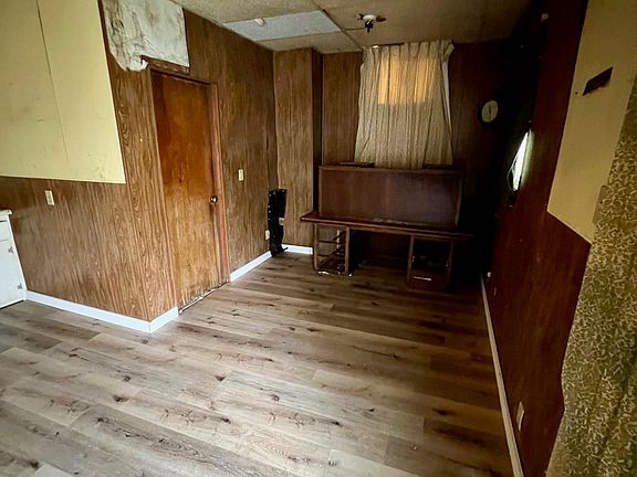 4th image of 807 N 4th Ave
