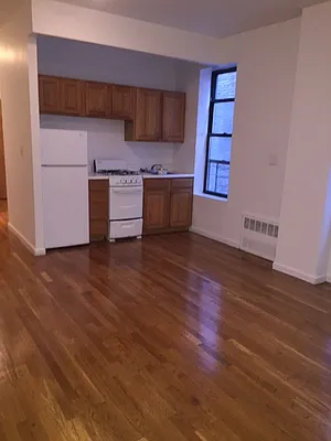 Rented by Copperwood Real Estate | media 31