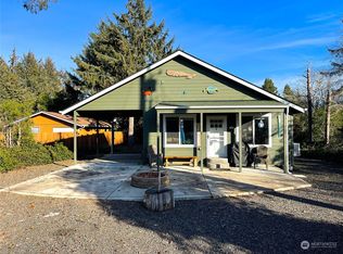 312 Mast Ave NW, Ocean Shores, WA 98569