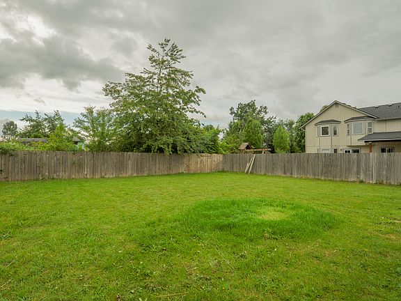 3rd image of 15706 54th Street Ct E