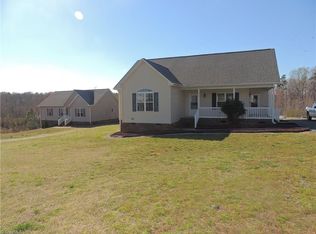 5330 Old Cox Rd, Asheboro, NC 27205
